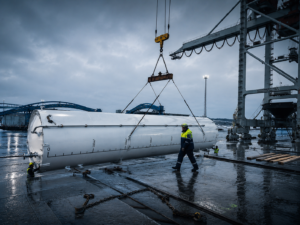 Transportation of steel tanks to Norway by sea