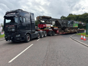 Delmag RH28 heavy haulage from Glasgow to Austria